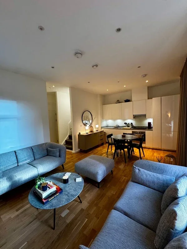 Room De Coubertin Street in Greater London