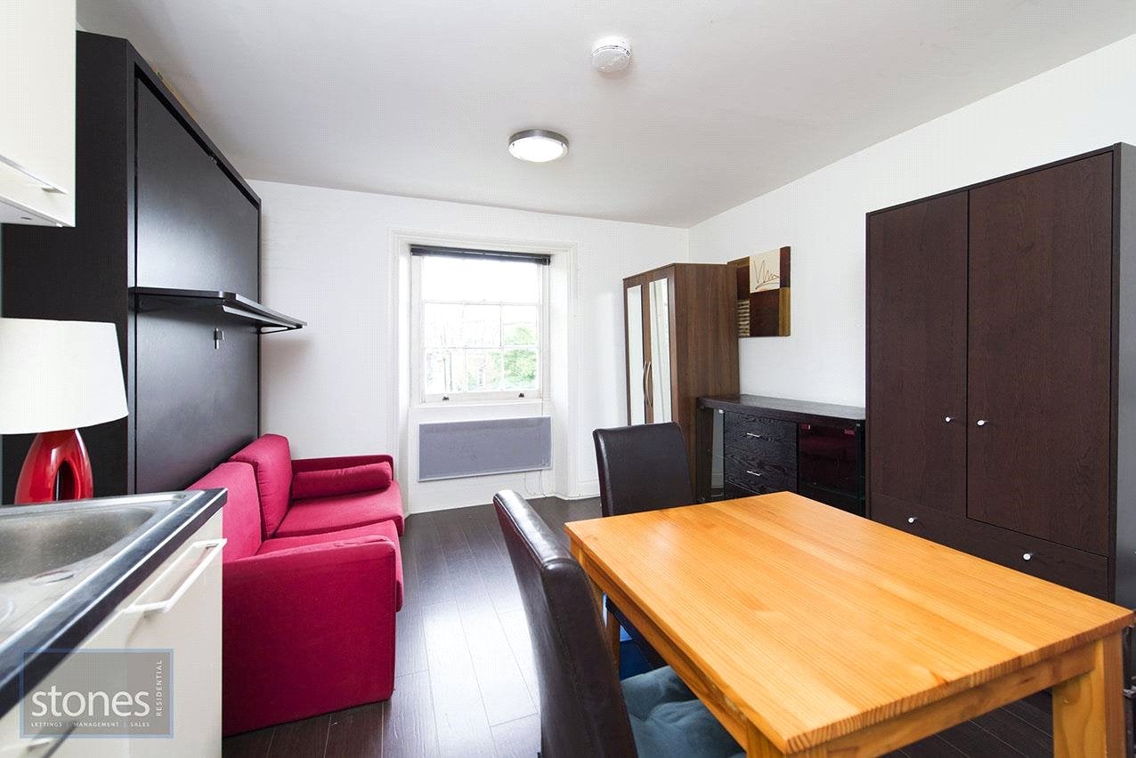 Flat Hurdwick Place in Greater London