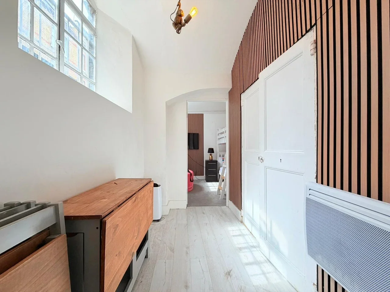 Flat Gunthorpe Street in Greater London