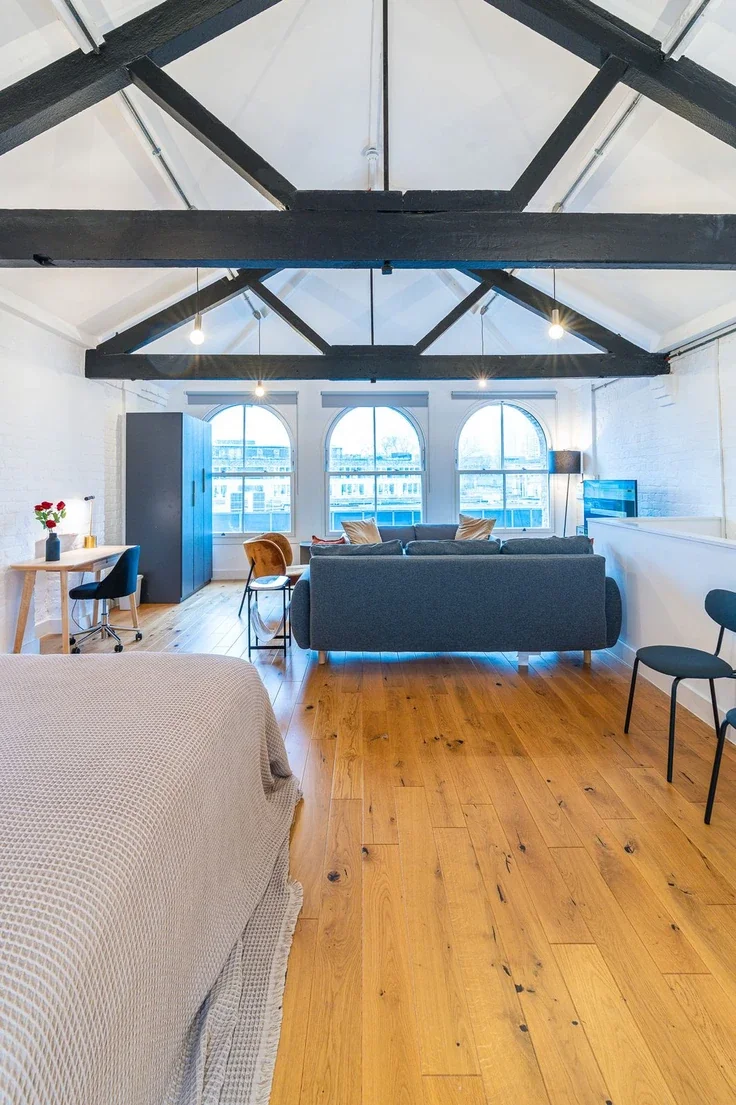 Flat Farringdon Road in Greater London