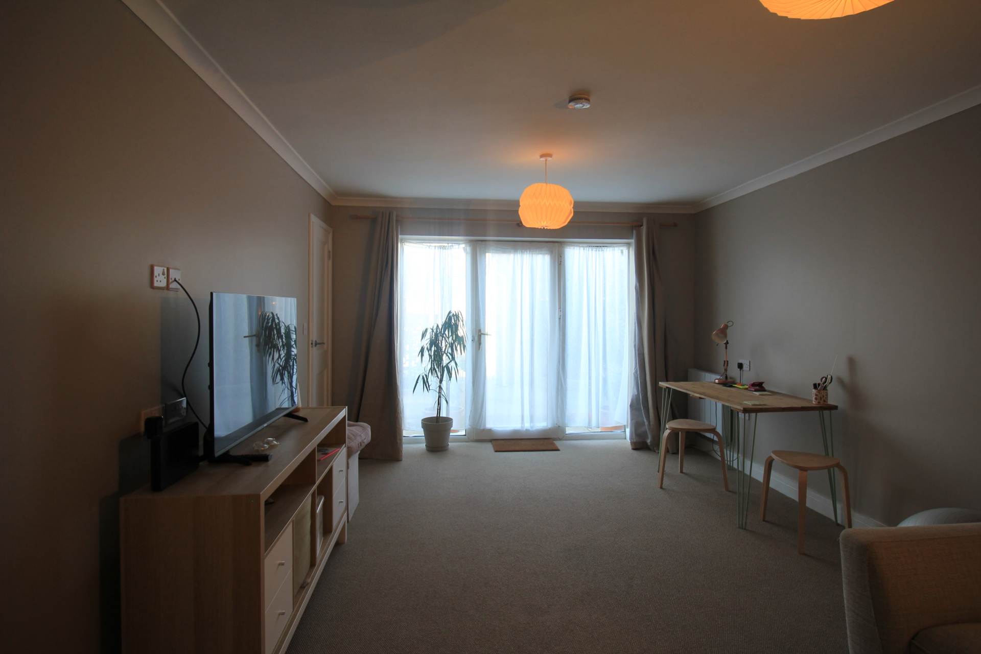 Flat Clarence Road North in Weston-super-Mare