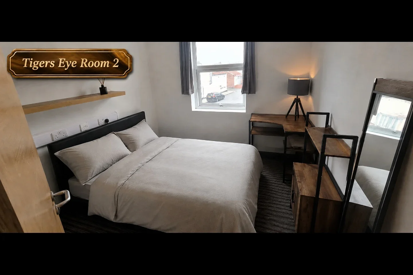Room Hylton Road in Sunderland