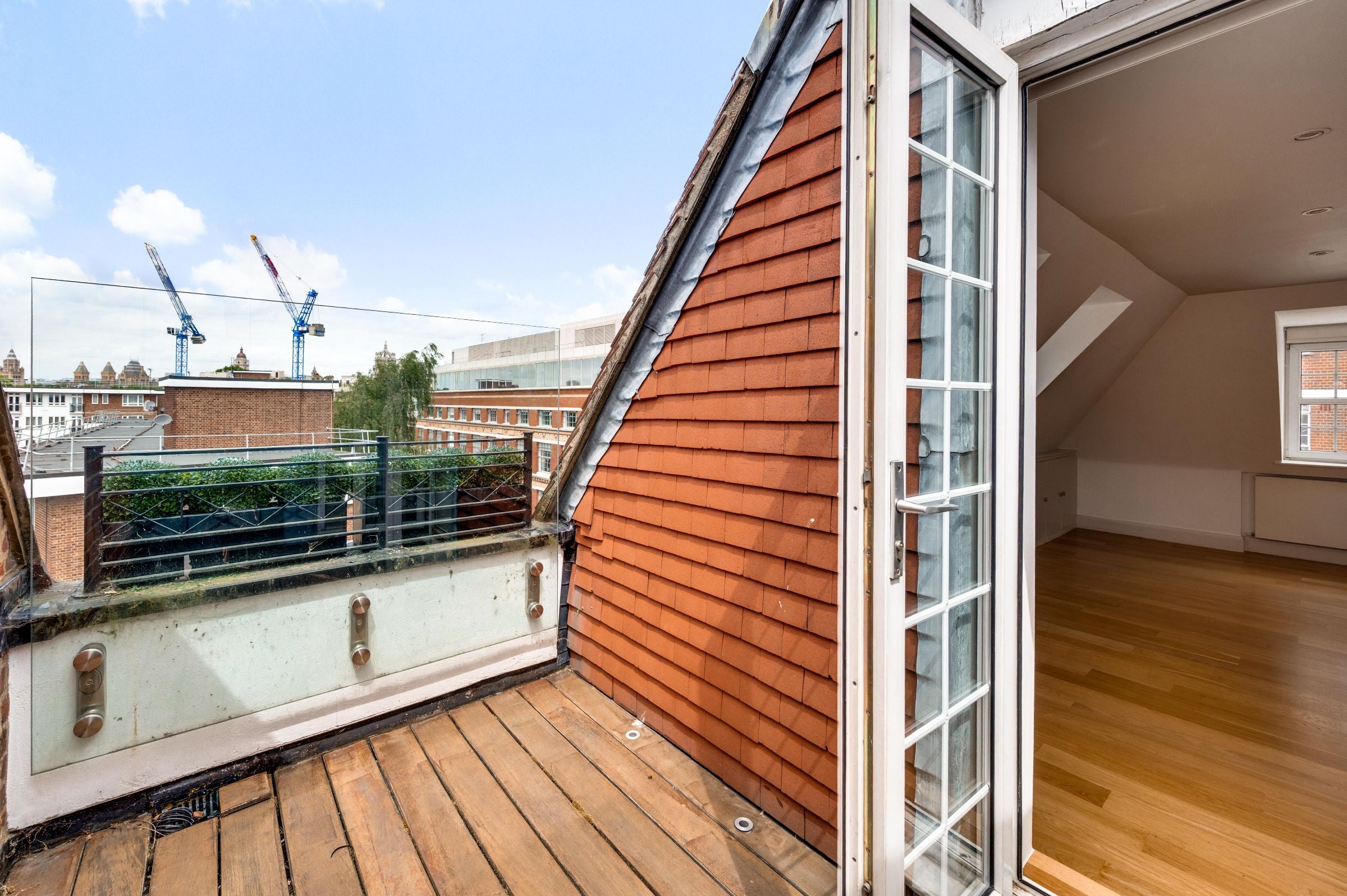 Flat Elystan Street in Greater London