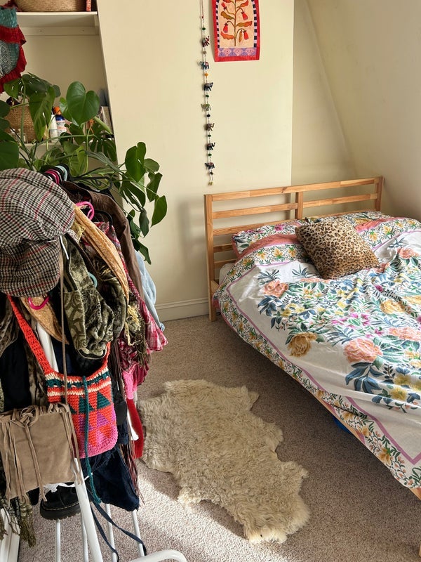 Room Gloucester Road in Bristol