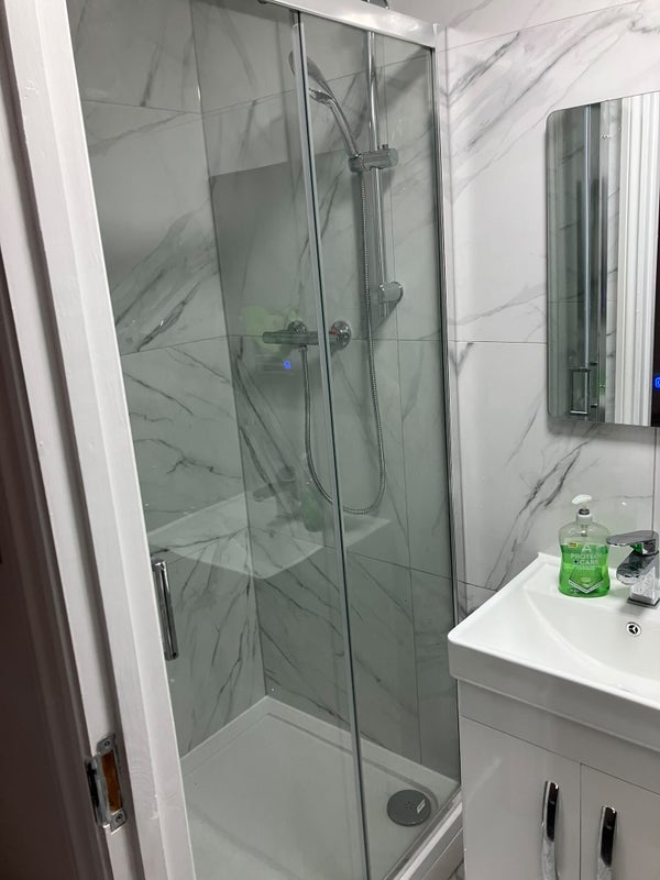 Room Dingle Gardens in Greater London
