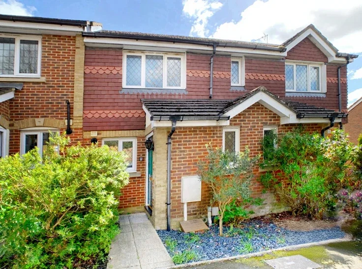 House Strathcona Gardens in Woking
