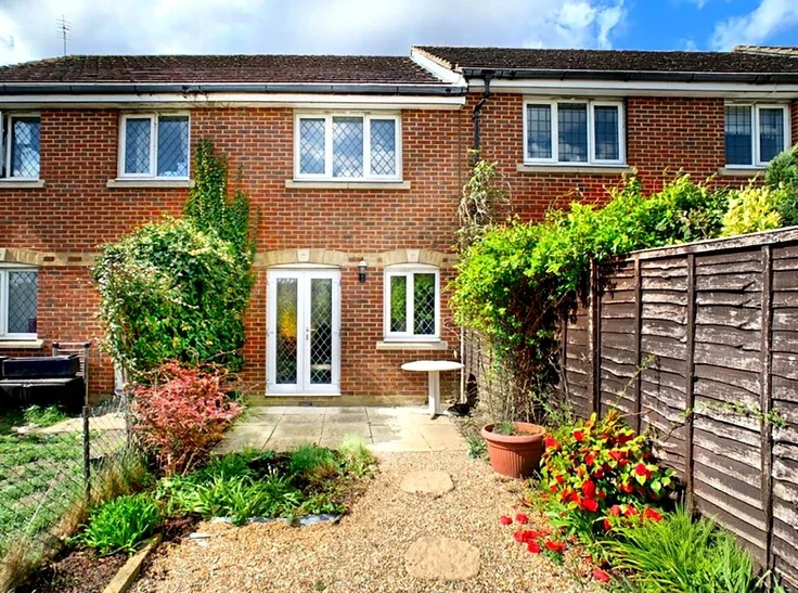 House Strathcona Gardens in Woking