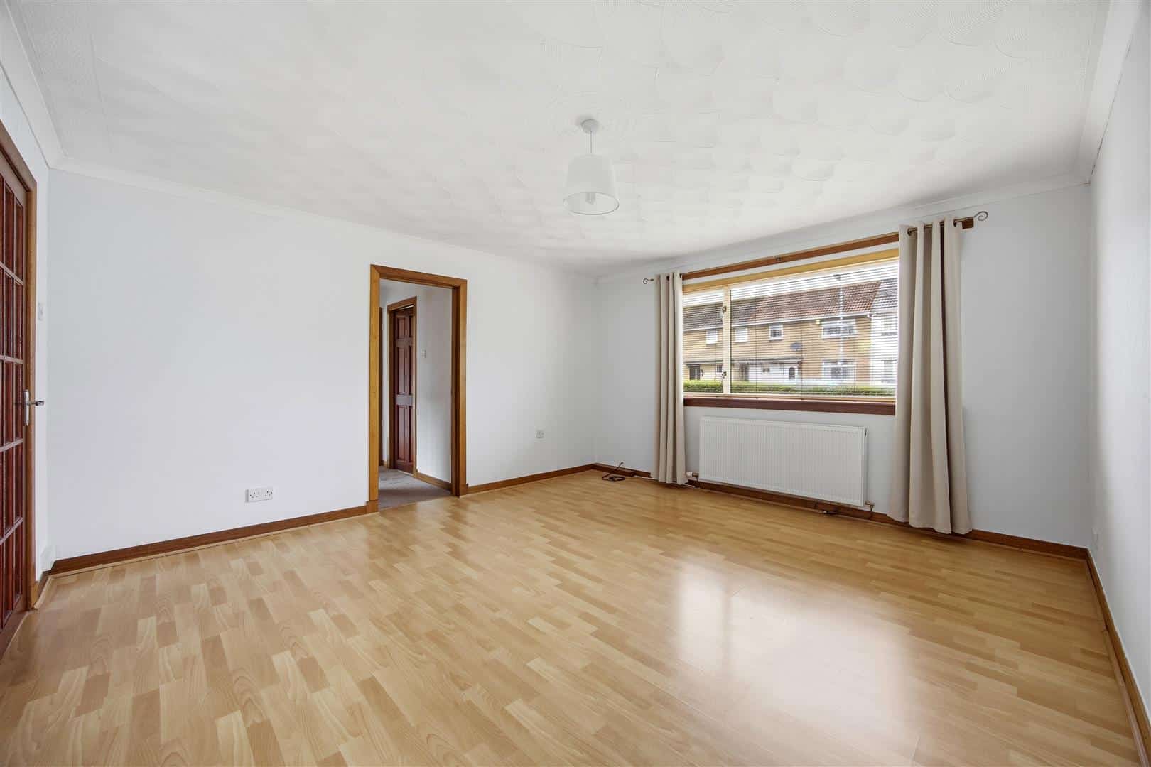 Flat Doon Road in Kirkintilloch