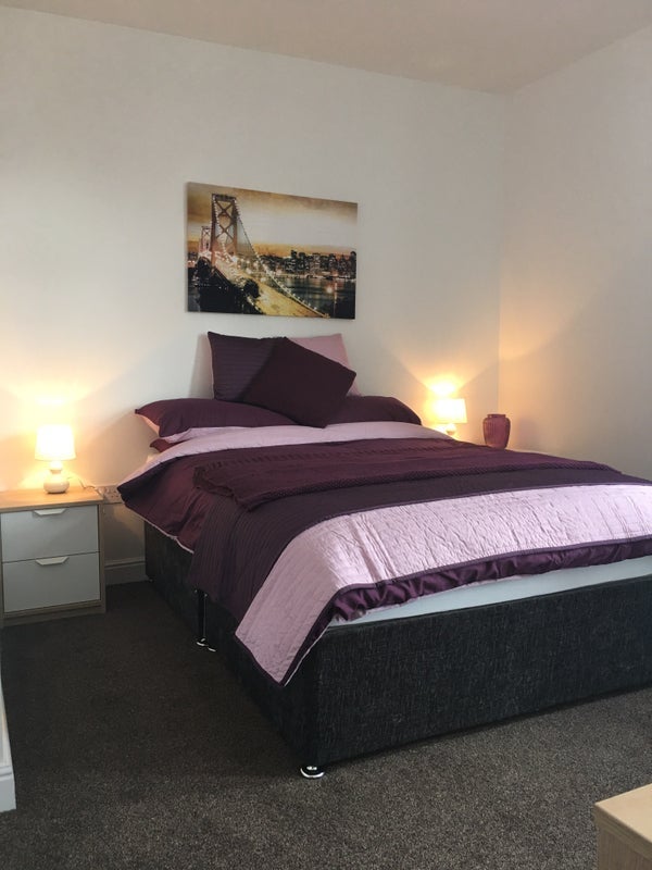 Room Mendip Grove in St Helens