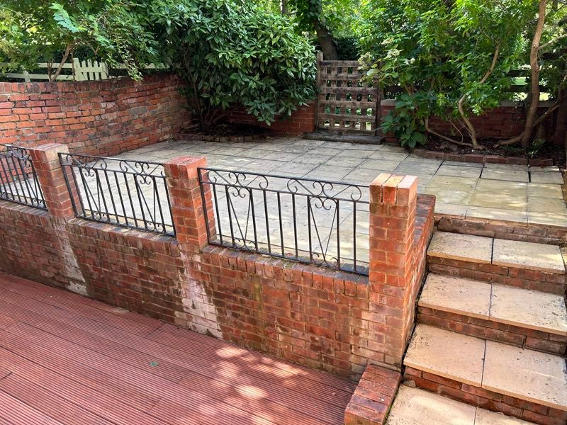 Flat Greencroft Gardens in Greater London