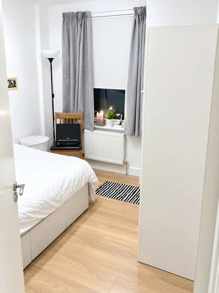 Room Melrose Avenue in Greater London