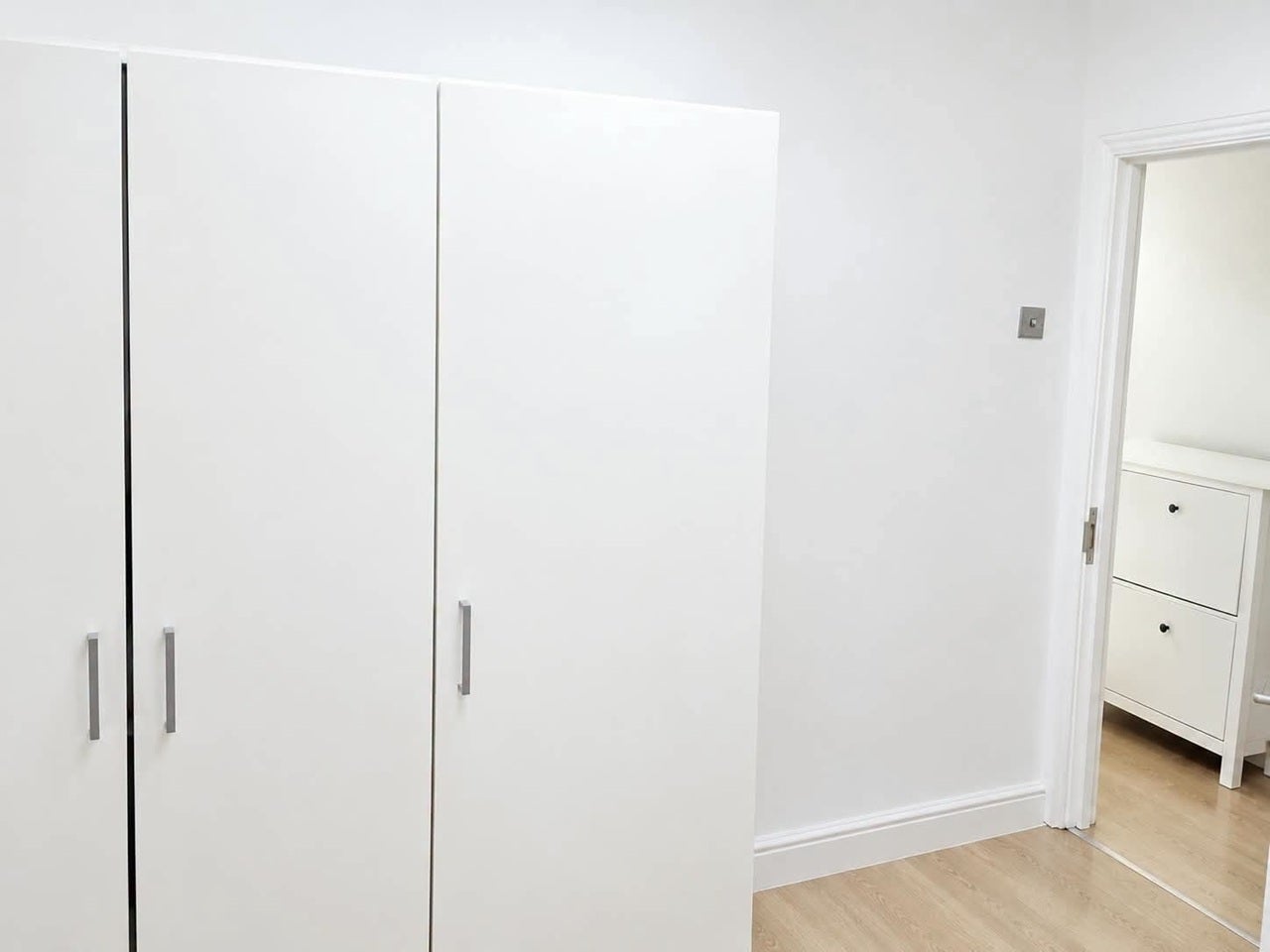 Room Melrose Avenue in Greater London