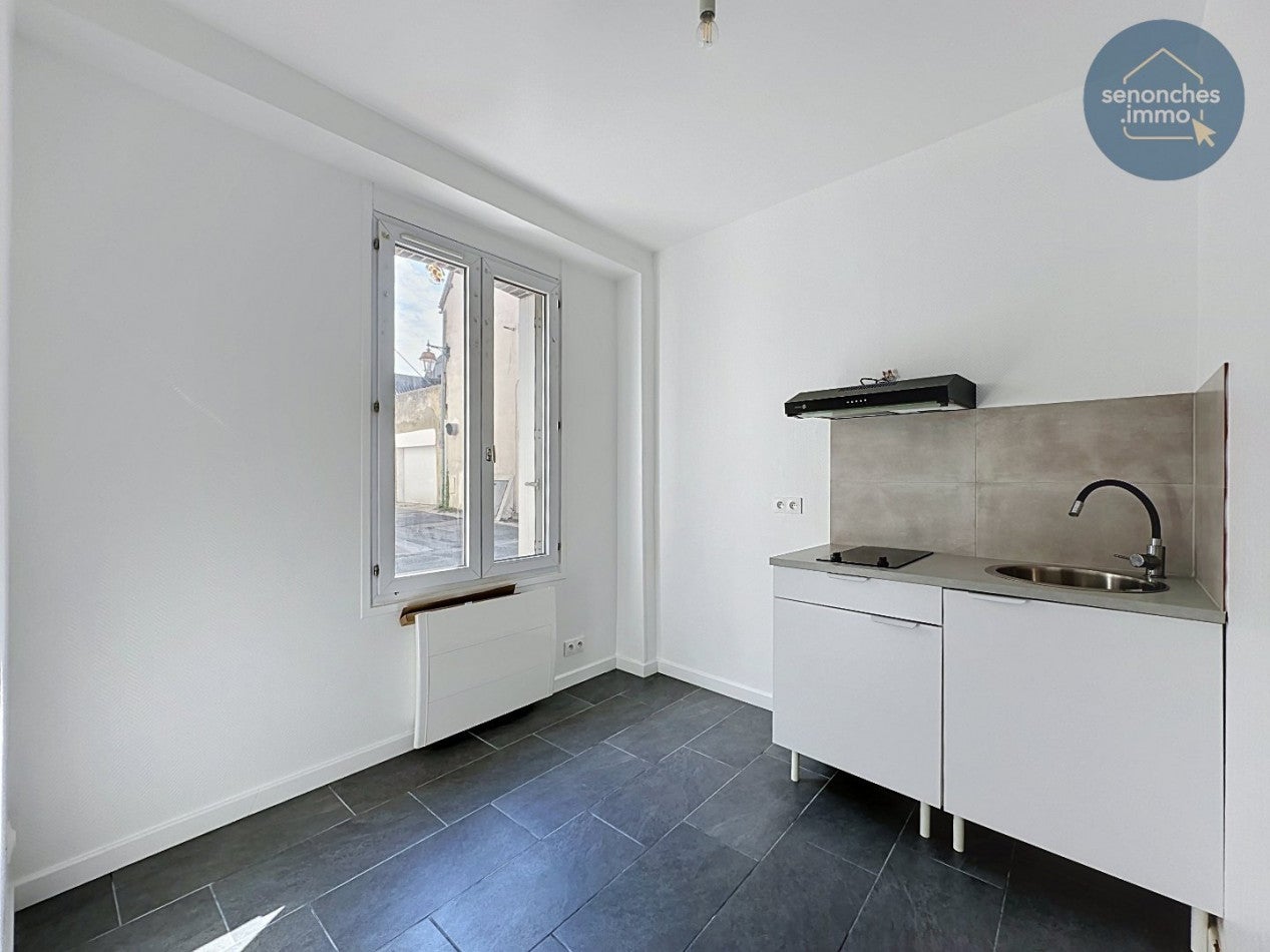 Appartement Rue Louis Peuret à Senonches