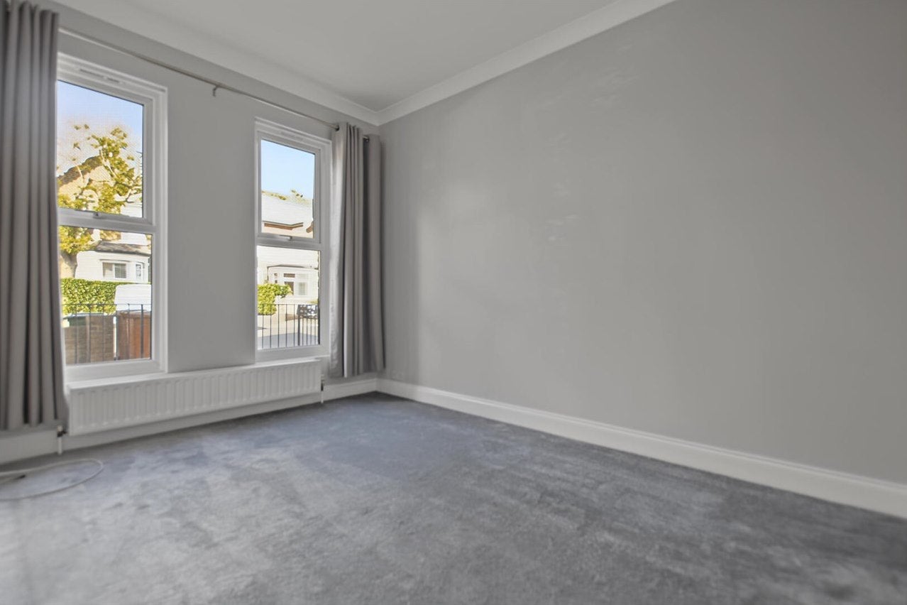 Flat Freta Road in Greater London