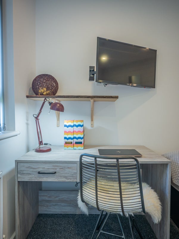 Flat Orlescote Road in Coventry