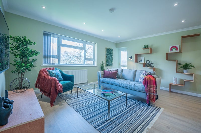 Flat Orlescote Road in Coventry