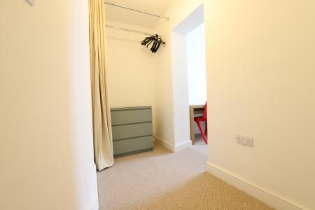 Room Shaw Street in Newcastle-under-Lyme