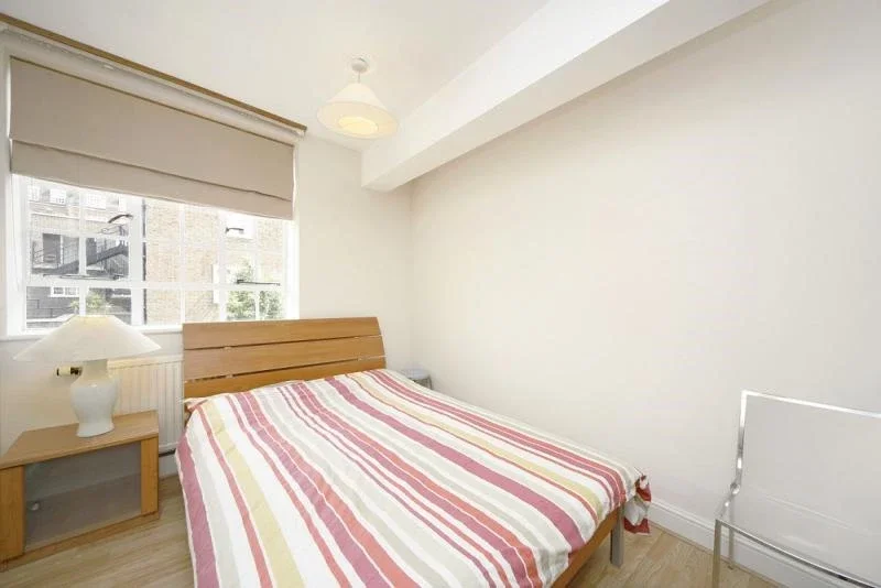 Flat Caledonian Road in Greater London