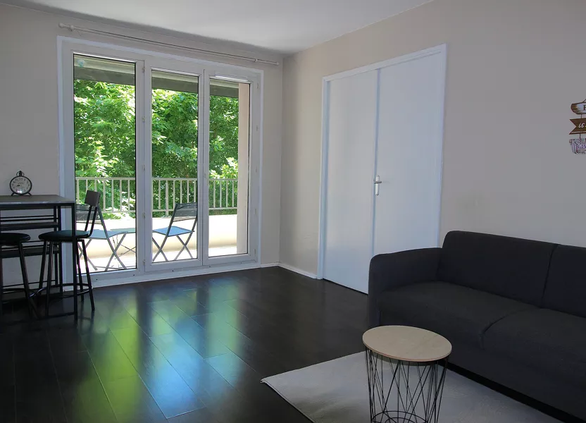 Appartement Chemin de la Vernique à Écully
