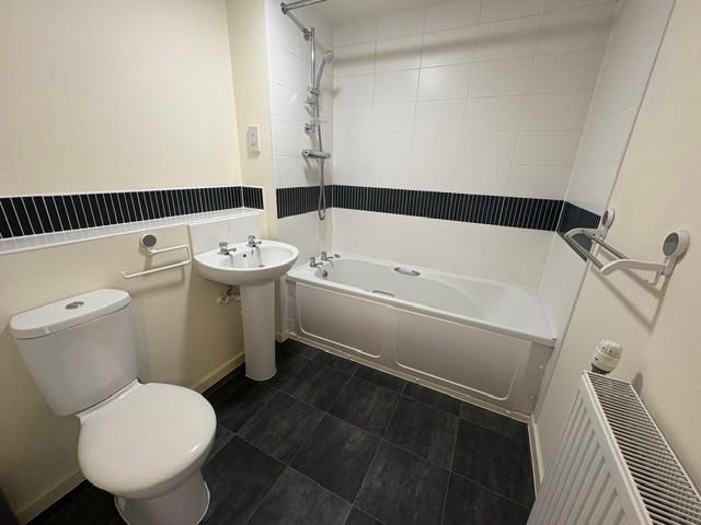 Flat Wave Close in Walsall