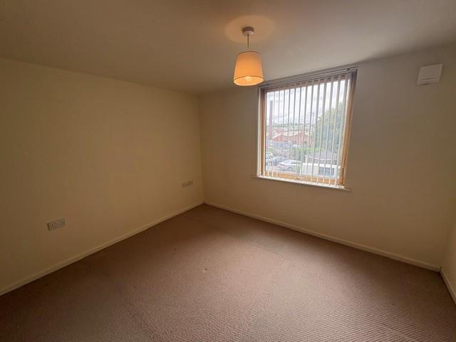 Flat Wave Close in Walsall