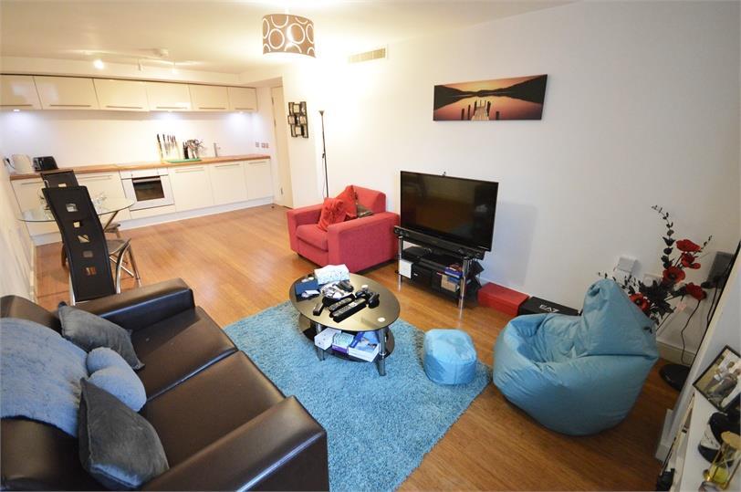 Flat Beeston Road in Leeds