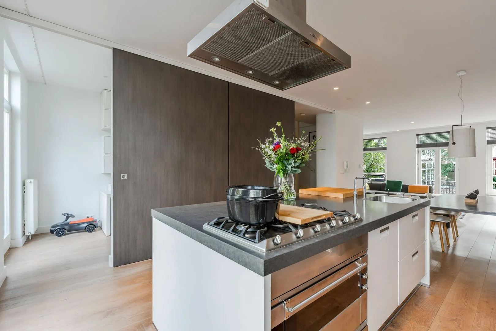 Appartement te koop: Willemsparkweg 202B, Amsterdam