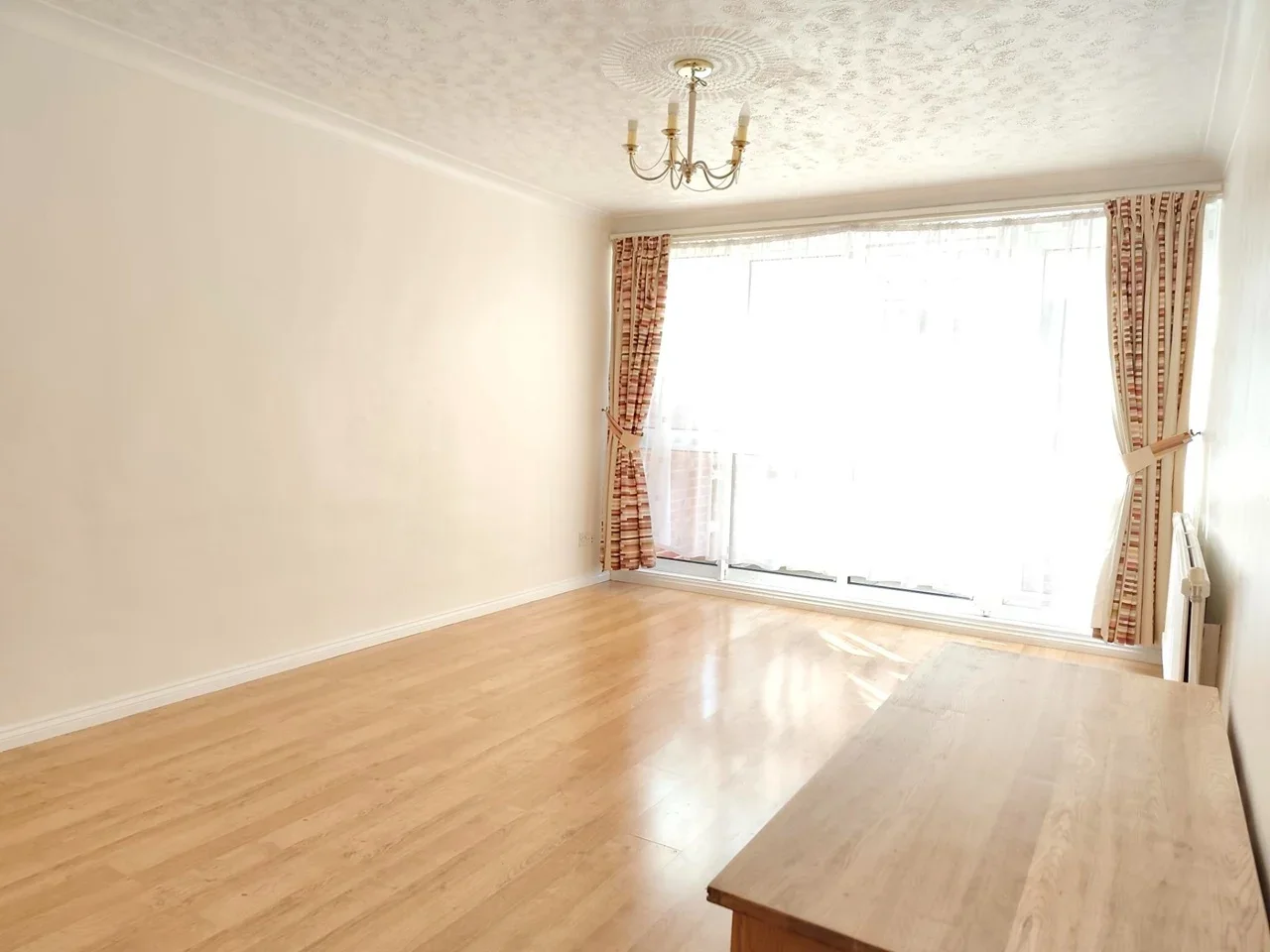 Flat Schofield Walk in Greater London