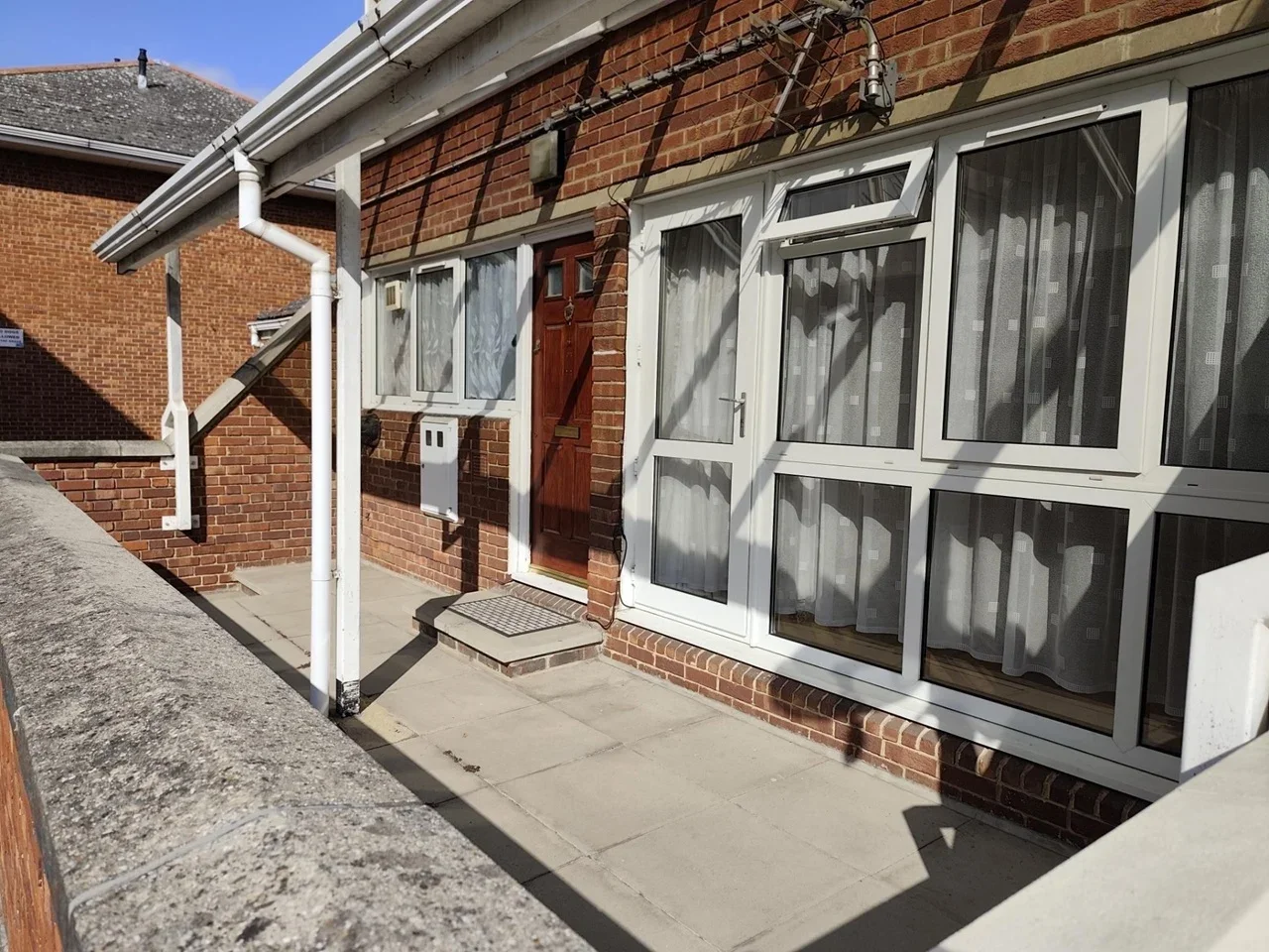 Flat Schofield Walk in Greater London