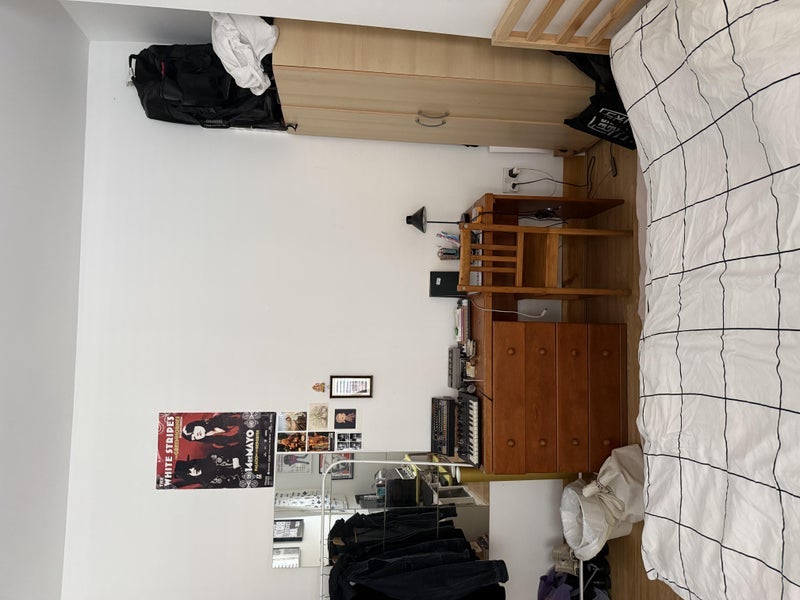 Room Colina Road in Greater London