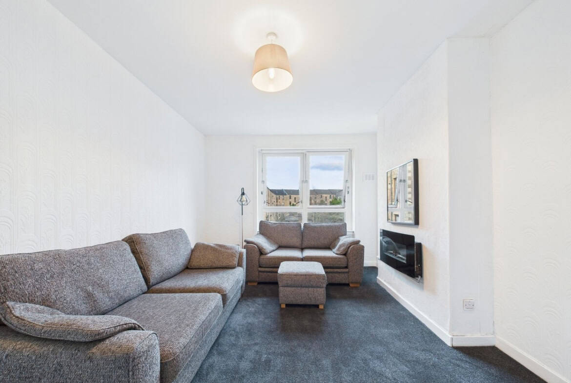 Flat Meadowpark Street in Glasgow