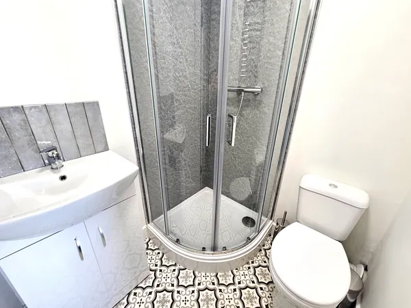 Flat Florence Road in Maidstone