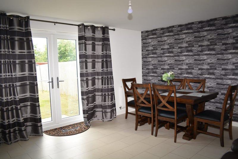 Room Bonnybridge Drive in City of Edinburgh