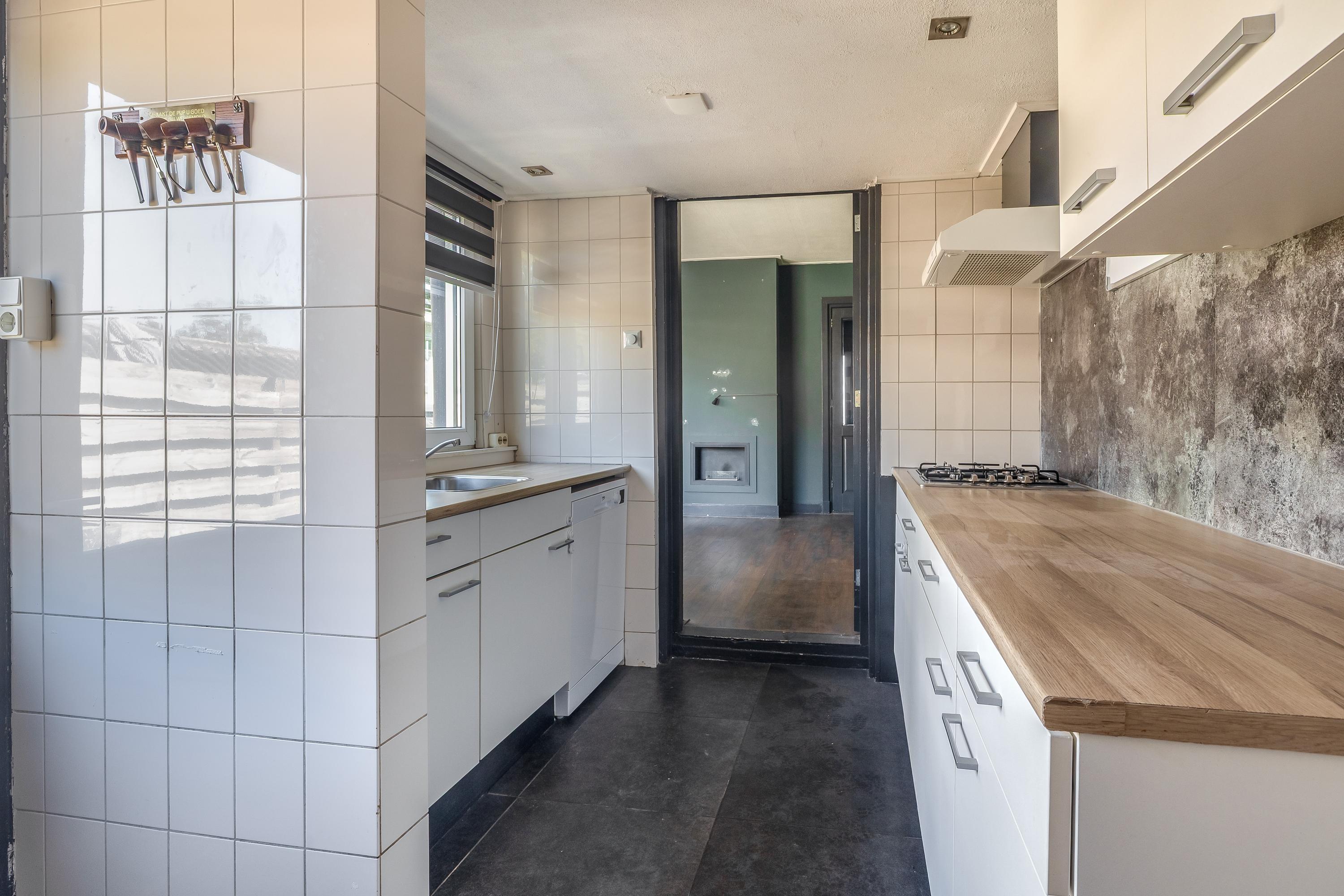 Twee-onder-één-kap te koop: Provincialeweg 67, Heiligerlee
