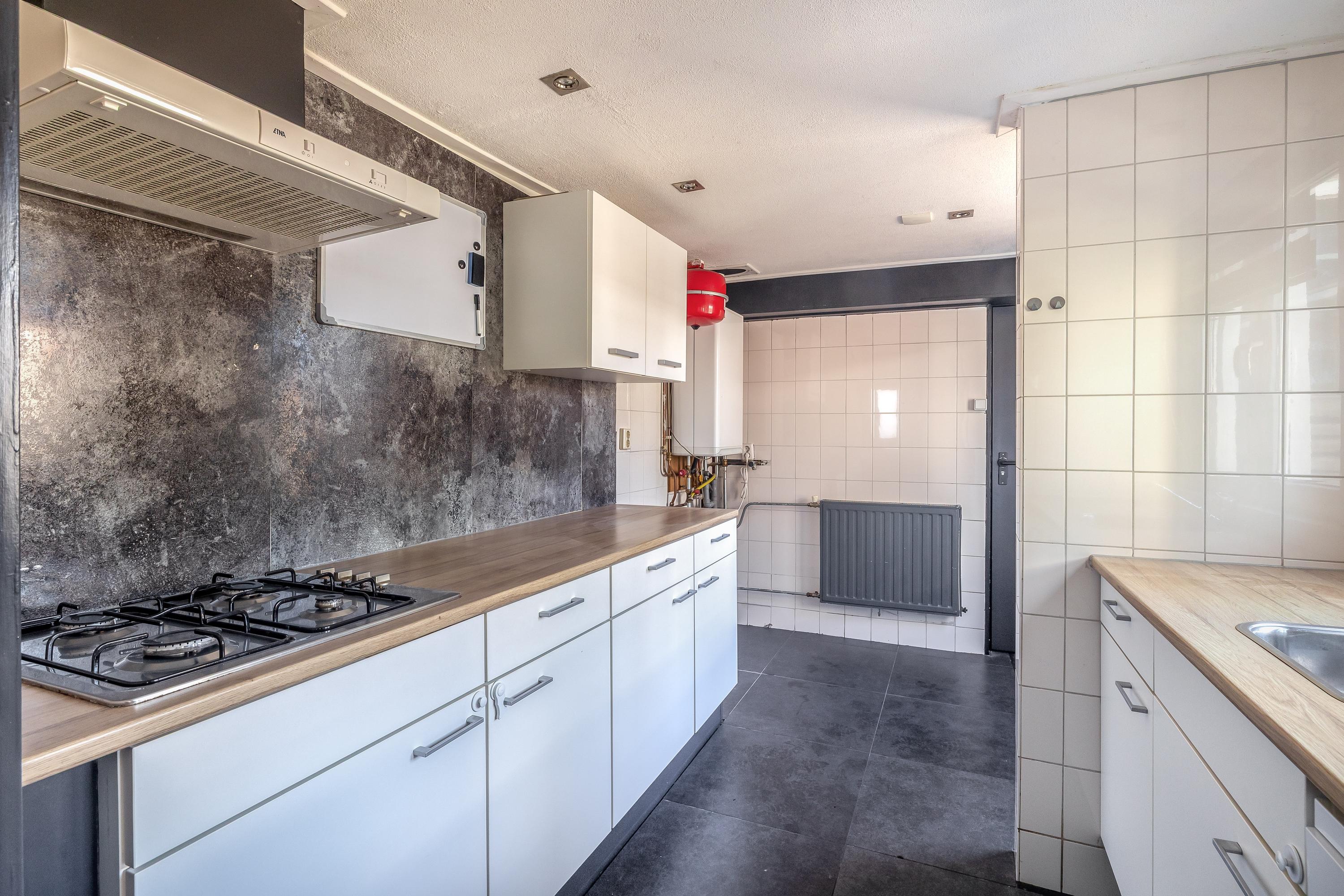 Twee-onder-één-kap te koop: Provincialeweg 67, Heiligerlee