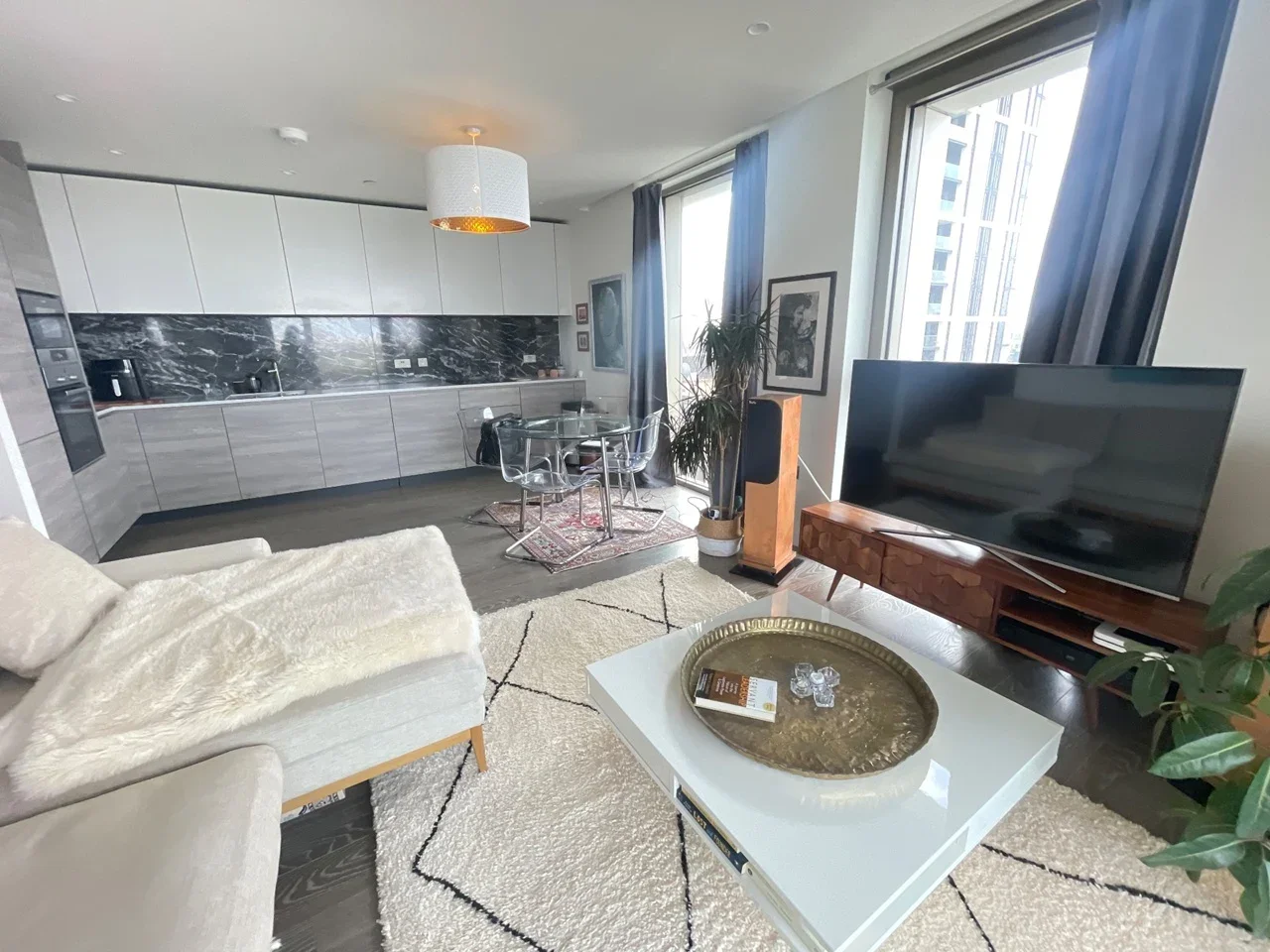 Flat Pilot Walk in Greater London