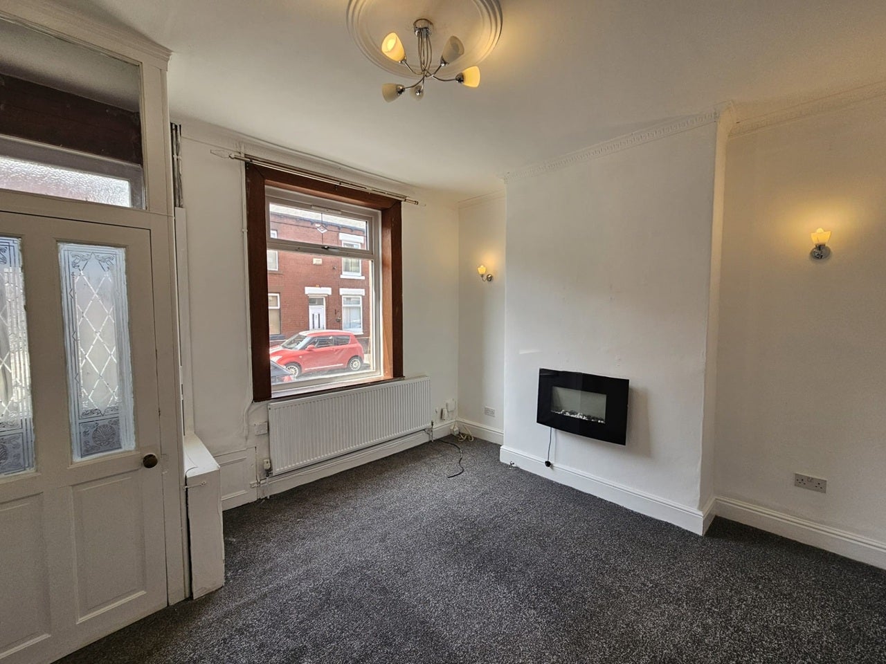 House Bredbury Street in Chadderton