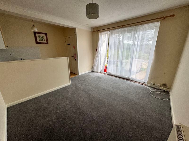 Flat Tregurrian Hill in Newquay