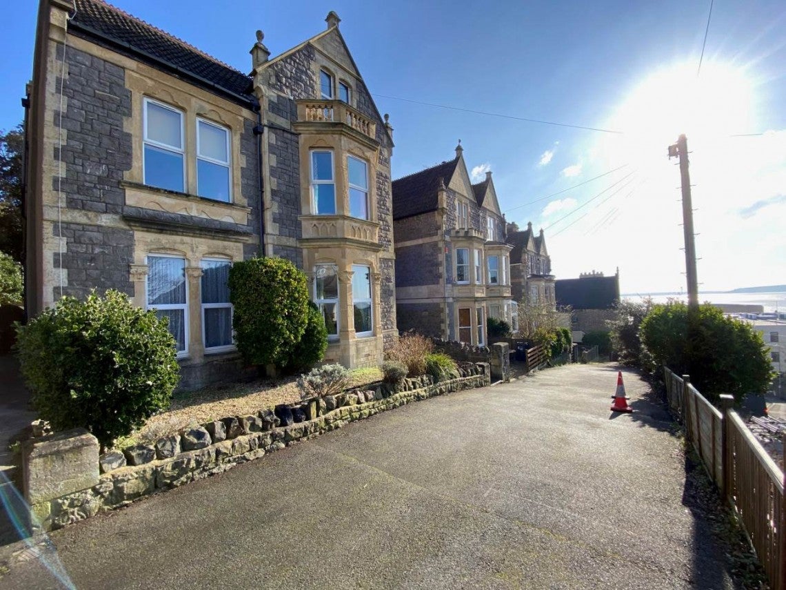 Flat Highbury Road in Weston-super-Mare