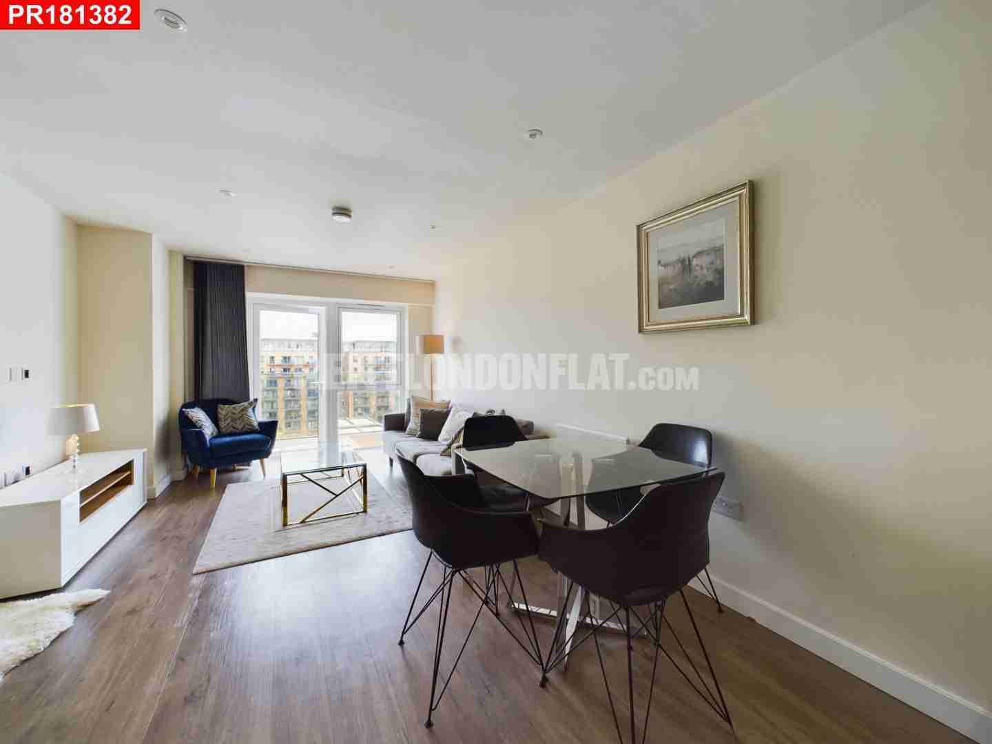 House Caversham Road in Greater London
