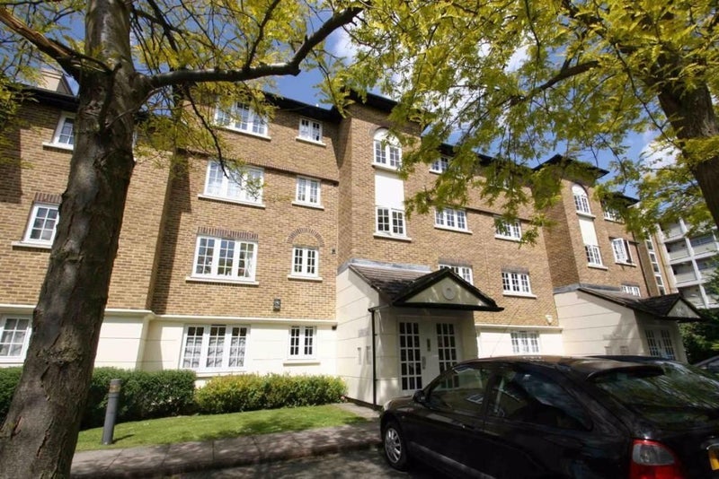 Flat Selhurst Close in Greater London