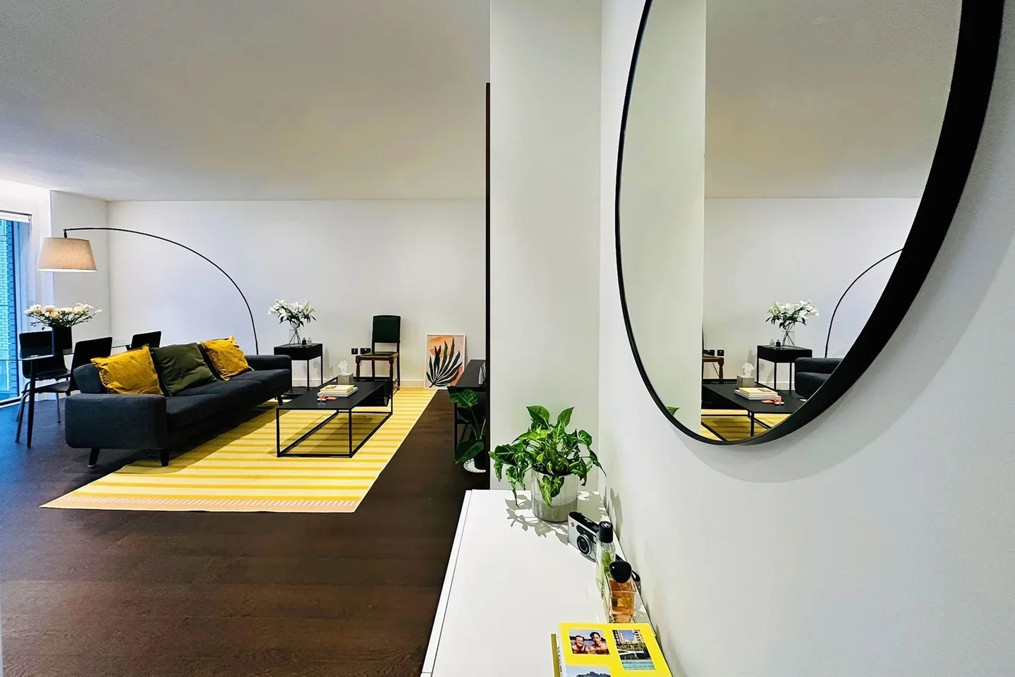 Flat Lanchester Way in Greater London