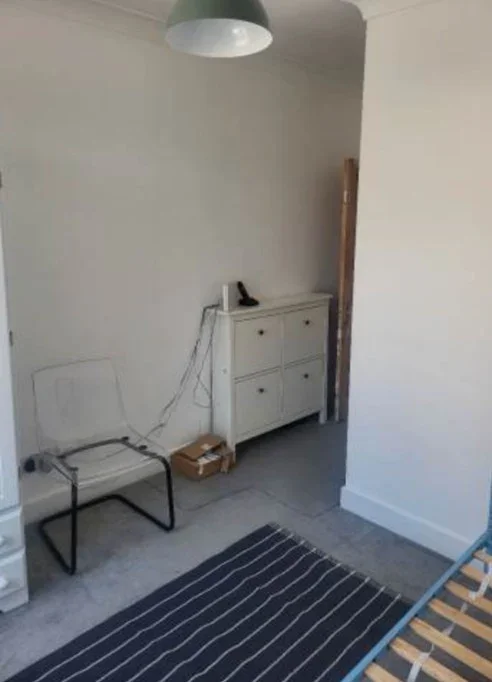 Room Burlington Road in Greater London