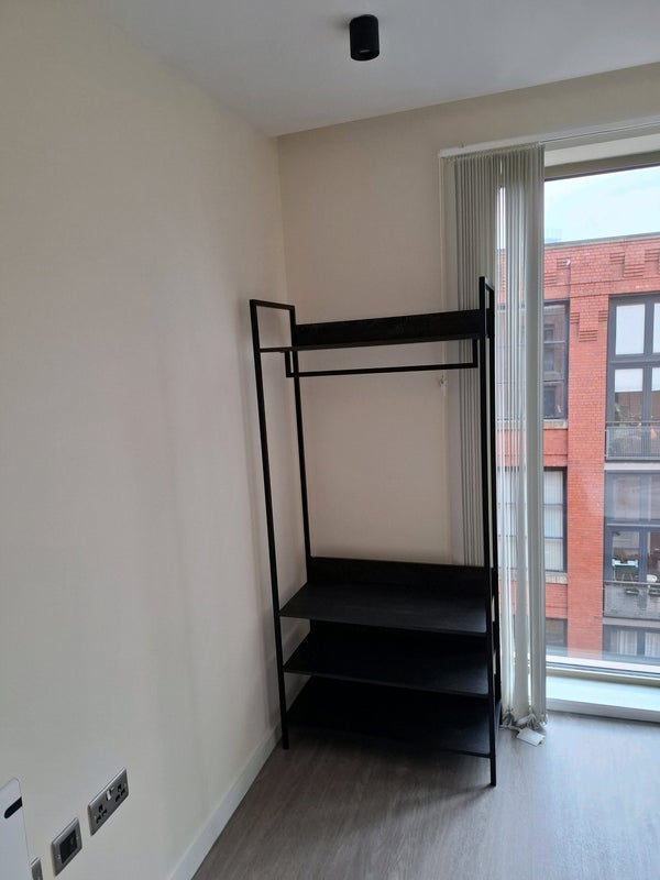 Flat Ellesmere Street in Manchester