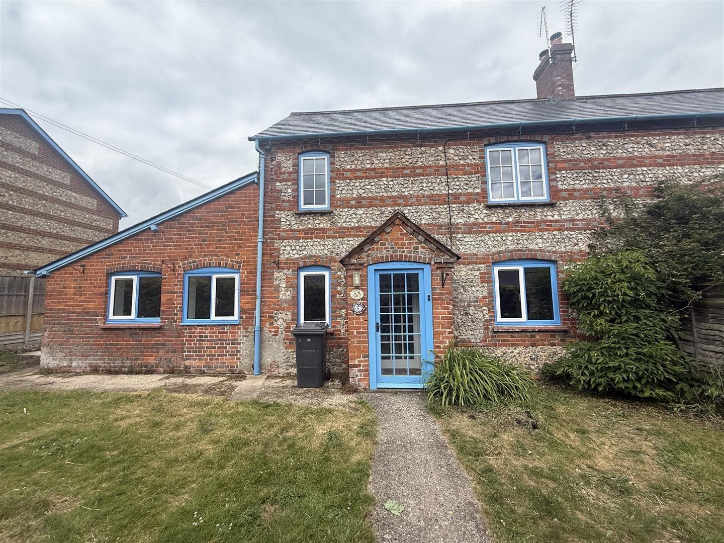 House Binley Bottom in Basingstoke and Deane