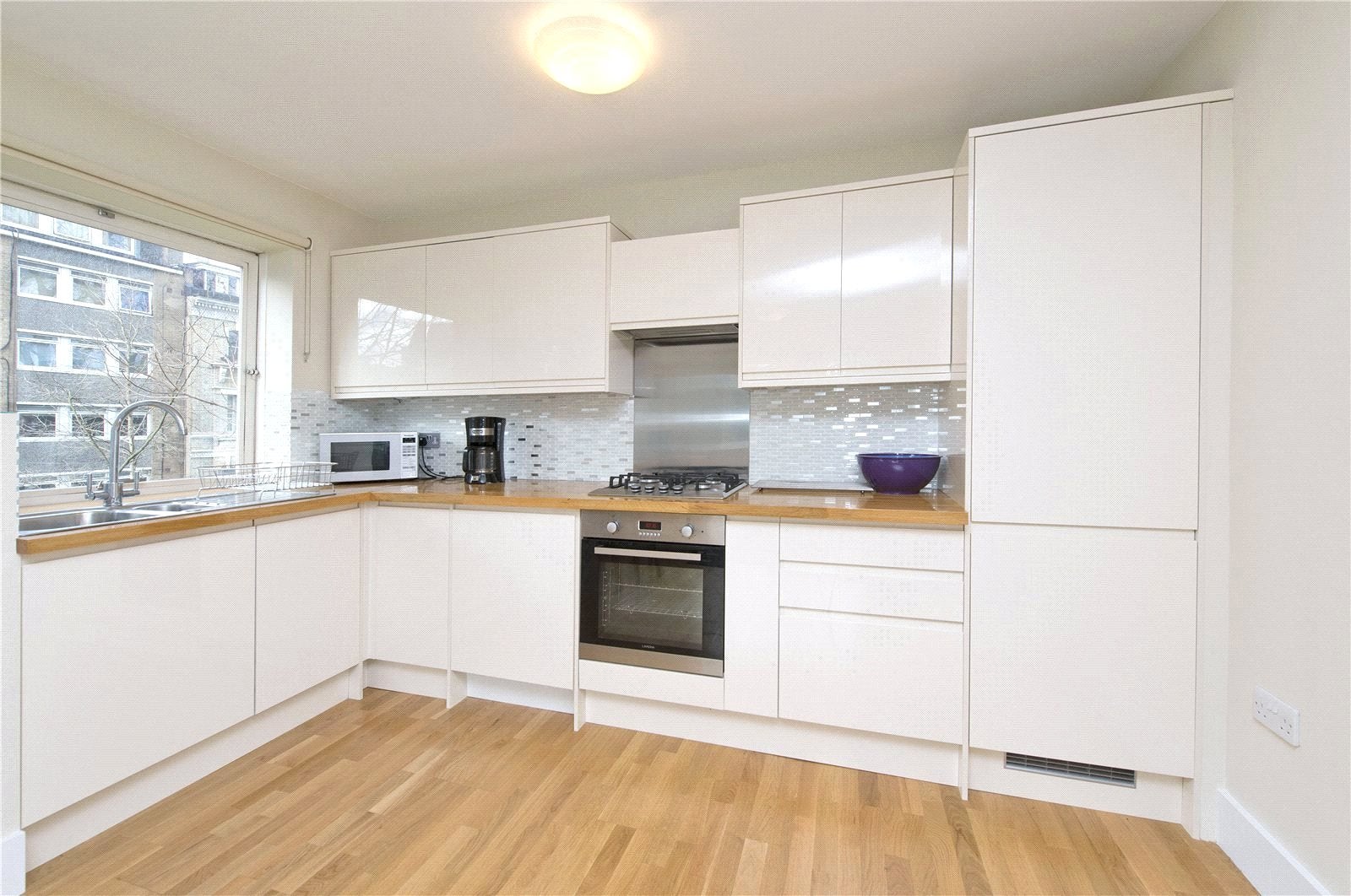 Flat Fulham Road in Greater London
