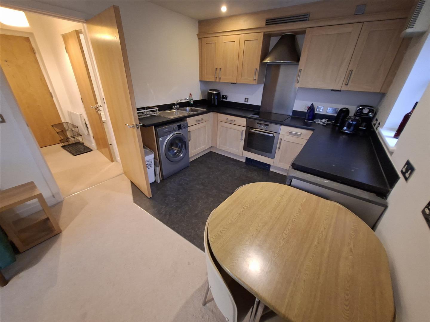 Flat Ffordd Mograig in Cardiff