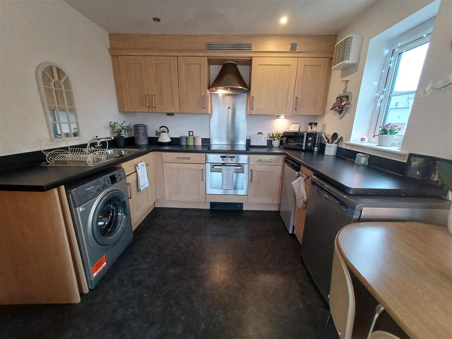 Flat Ffordd Mograig in Cardiff