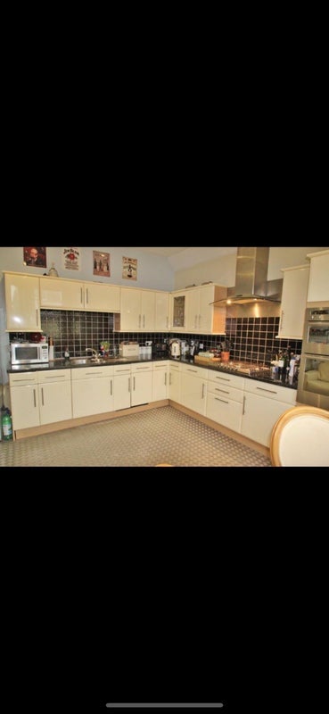 Room George Lane in Greater London