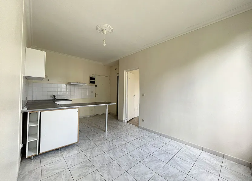 Room Rue Albert Thomas in Villers-Saint-Paul